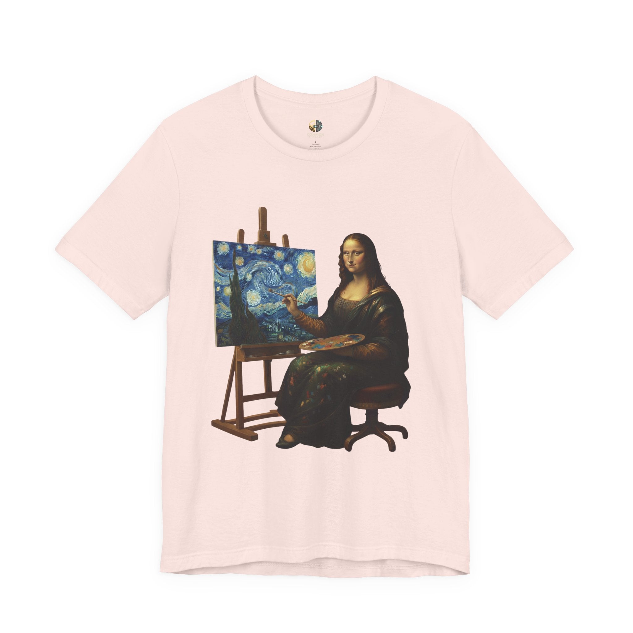 Soft pink t-shirt with a graphic of the Mona Lisa painting ‘The Starry Night’