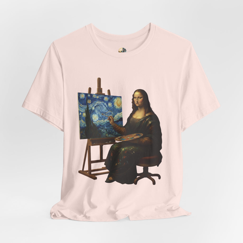 Soft pink t-shirt with a graphic of the Mona Lisa painting ‘The Starry Night’